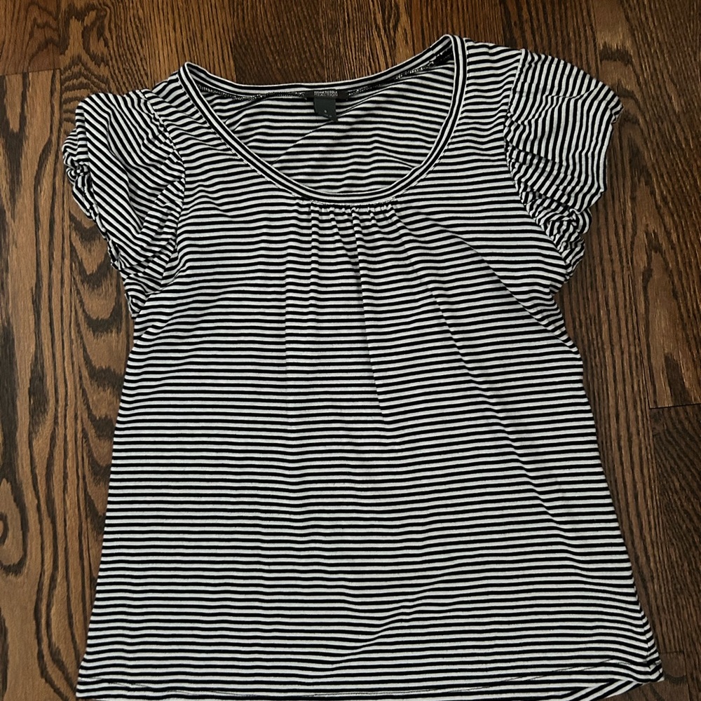 Kenneth Cole women’s top